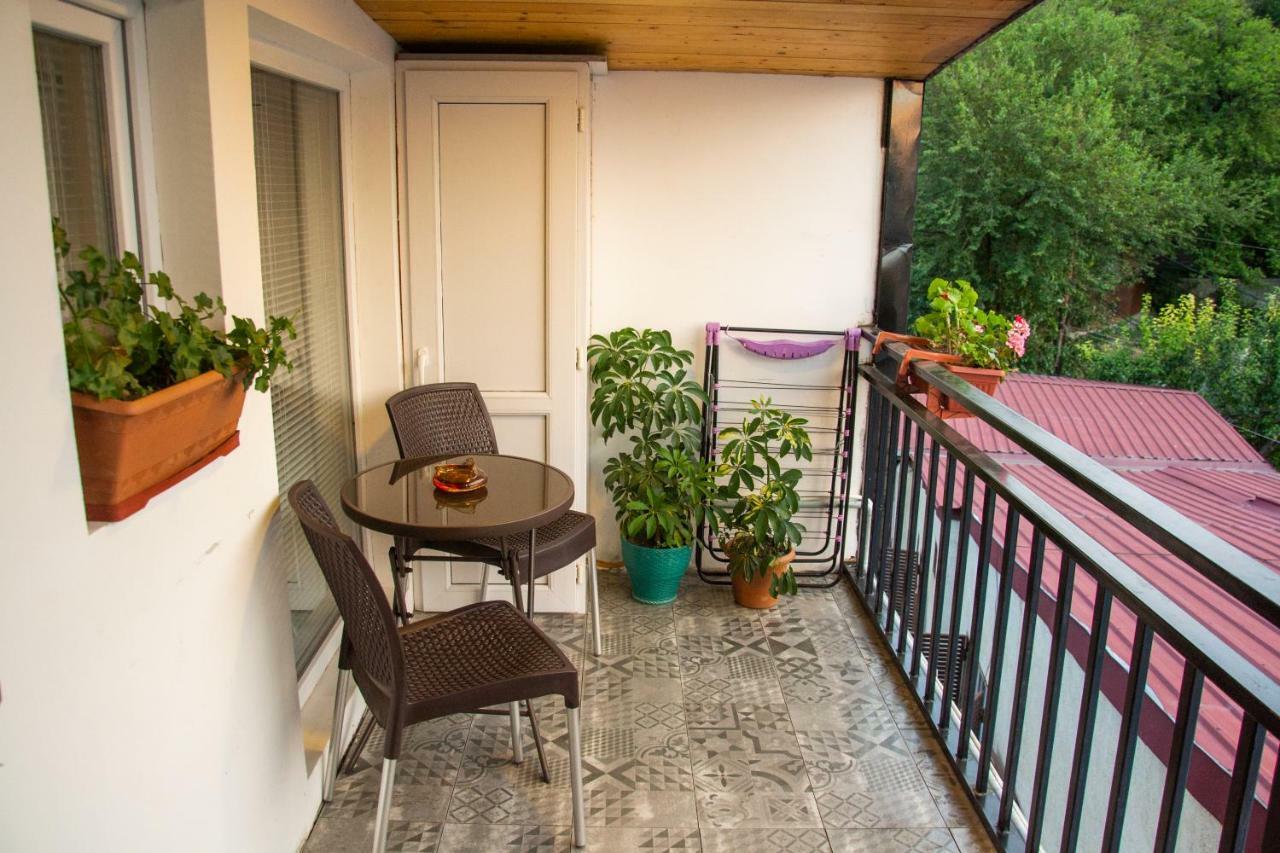 Tbilisi View Appartement Buitenkant foto